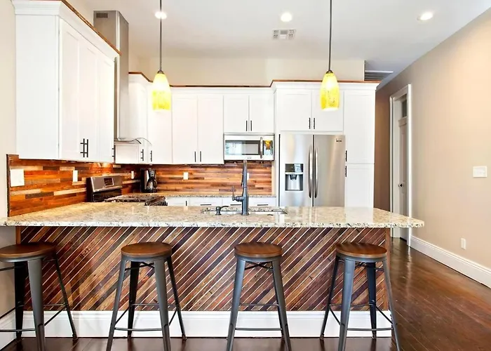 Lovely Historic Treme 3Bed And 2Bath, Prime Location